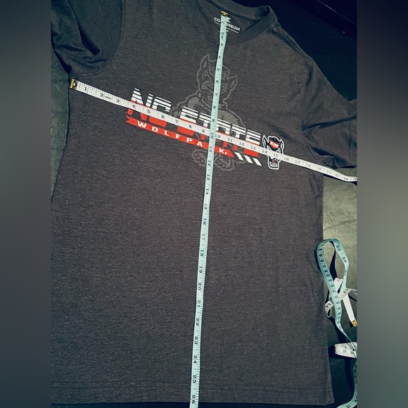 NC State Wolfpack Gray T-Shirt - Picture 5 of 6